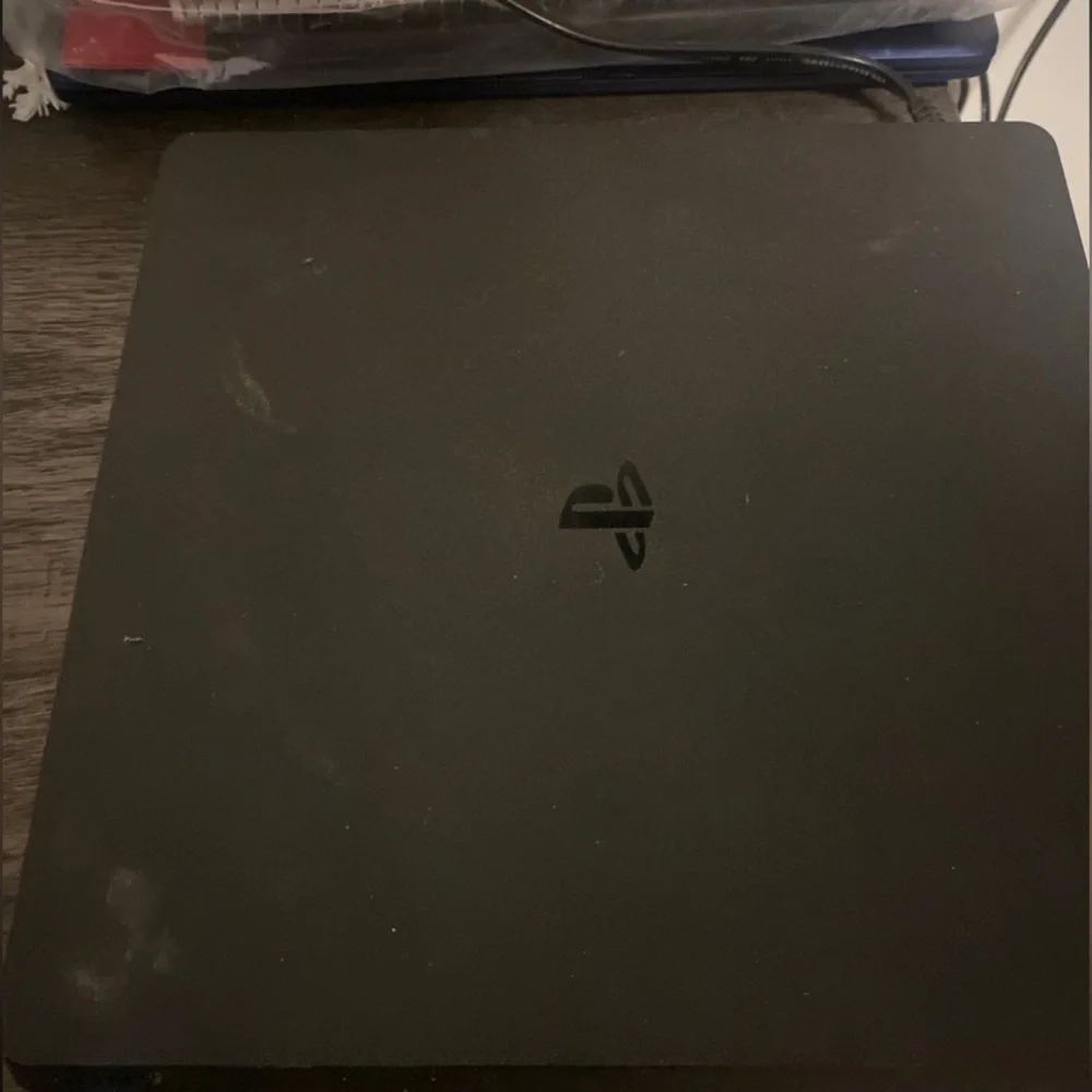 Ps4 slim